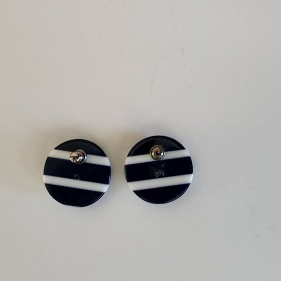 Retro Blue & White Earrings - Picture 3 of 3